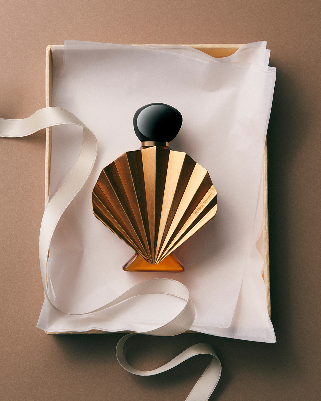 Talent and Partner, Nathan Robin: Nina Ricci — Vénus (Fig. 8)