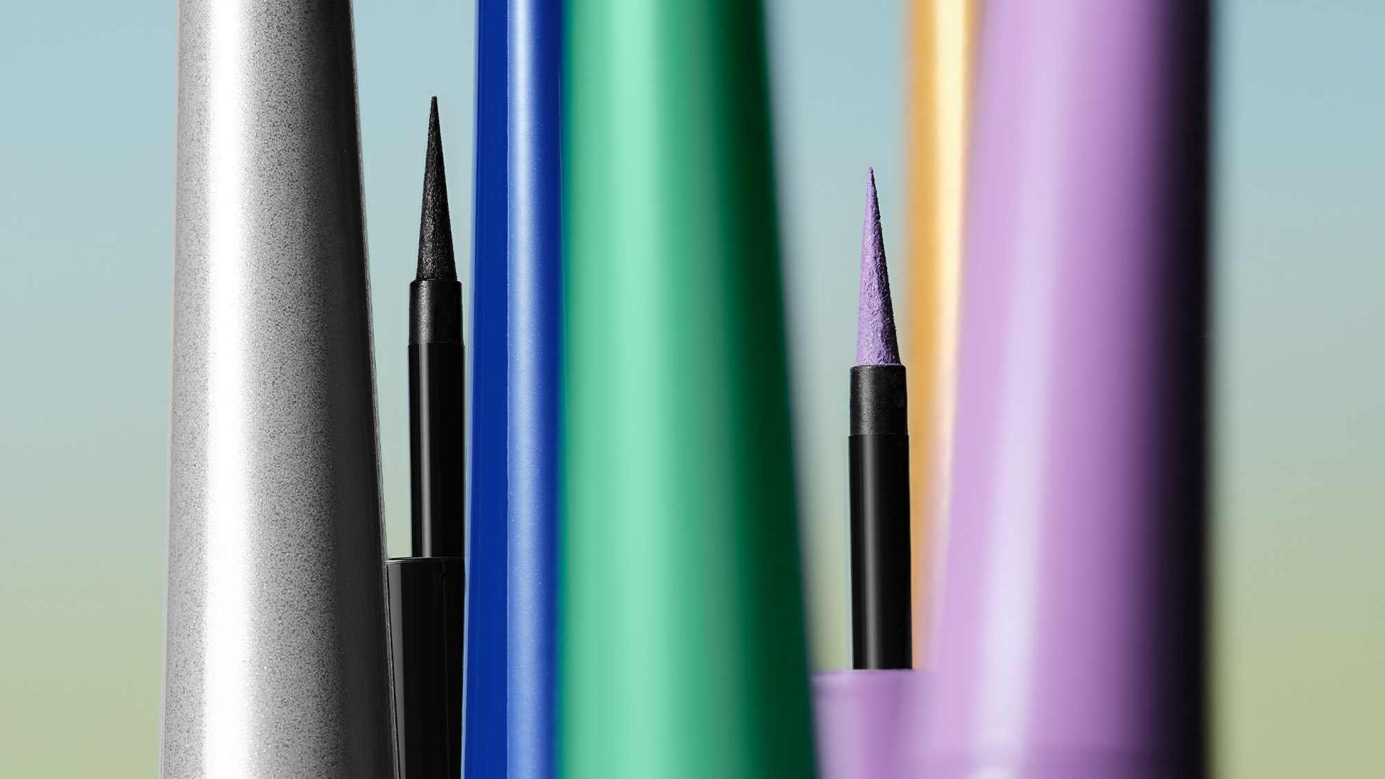 Talent and Partner, Aurore Piedigrossi: Make Up For Ever — Aqua Resist (Fig. 2)